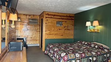 Single Room | Free WiFi