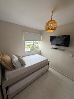2 bedrooms, iron/ironing board, WiFi, bed sheets