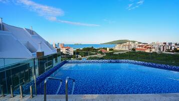 Apartment | Pool | 5 outdoor pools