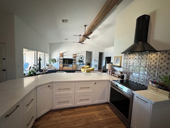 Microwave, oven, stovetop, dishwasher