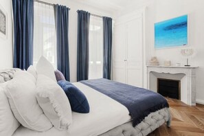 2 chambres, fer et planche à repasser, Wi-Fi, draps fournis