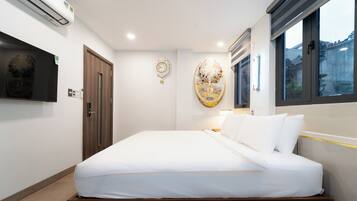 Deluxe Double Room, City View | View from room