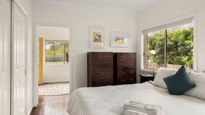 4 chambres, Wi-Fi gratuit, draps fournis