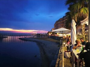 Outdoor dining - Sofiva tourist accommodation in the heart of the historic center of Civitavecchia (Civitavecchia)