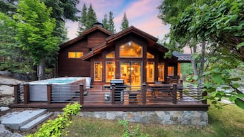 House (4 Bedrooms) | Front of property