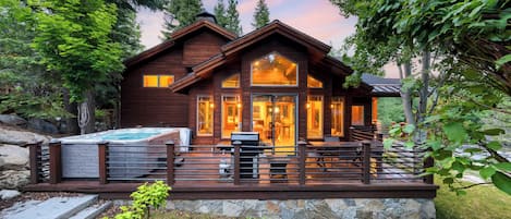 House (4 Bedrooms) | Front of property
