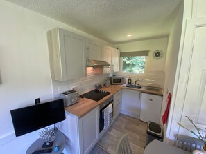 Fridge, microwave, oven, stovetop - Villa 49 Lanteglos Hotel, 2 bedroom sleeps 4 (Lanteglos)