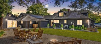 Luxury Sonoma Estate + Guest Cottage in Heart of Wine Country