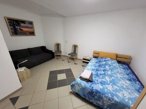 1 Schlafzimmer, WLAN, Bettwäsche