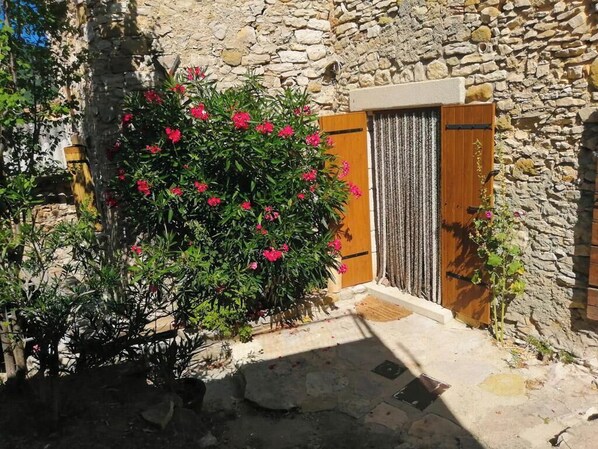 Exterior detail - Gite Les Pierres Séches les Andrieux 3 Banon (Banon)