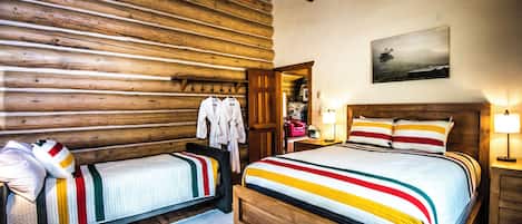 Cabaña, patio, vista al lago | Camas extra