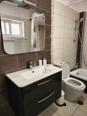 Apartment, 2 Bedrooms, Smoking, Balcony | Bathroom - Albania Sarand Koder Apartment 2 (Sarandë)