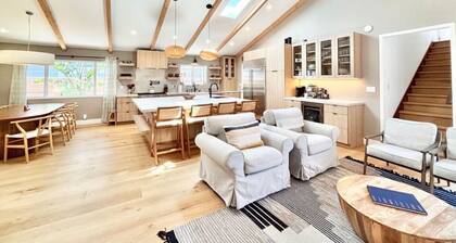 Spacious 4-bedroom house in charming Oxnard Shores at Mandalay Beach