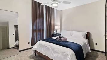 3 bedrooms, iron/ironing board, WiFi, bed sheets