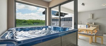 Beautiful home in Maglenca with sauna