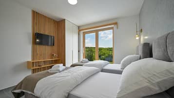 3 slaapkamers, een kluis op de kamer, reisbedje, gratis wifi