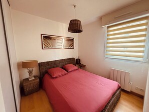 2 soverom og sengetøy