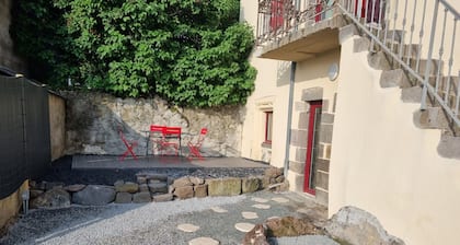 STUDIO VOUTE ATYPIQUE