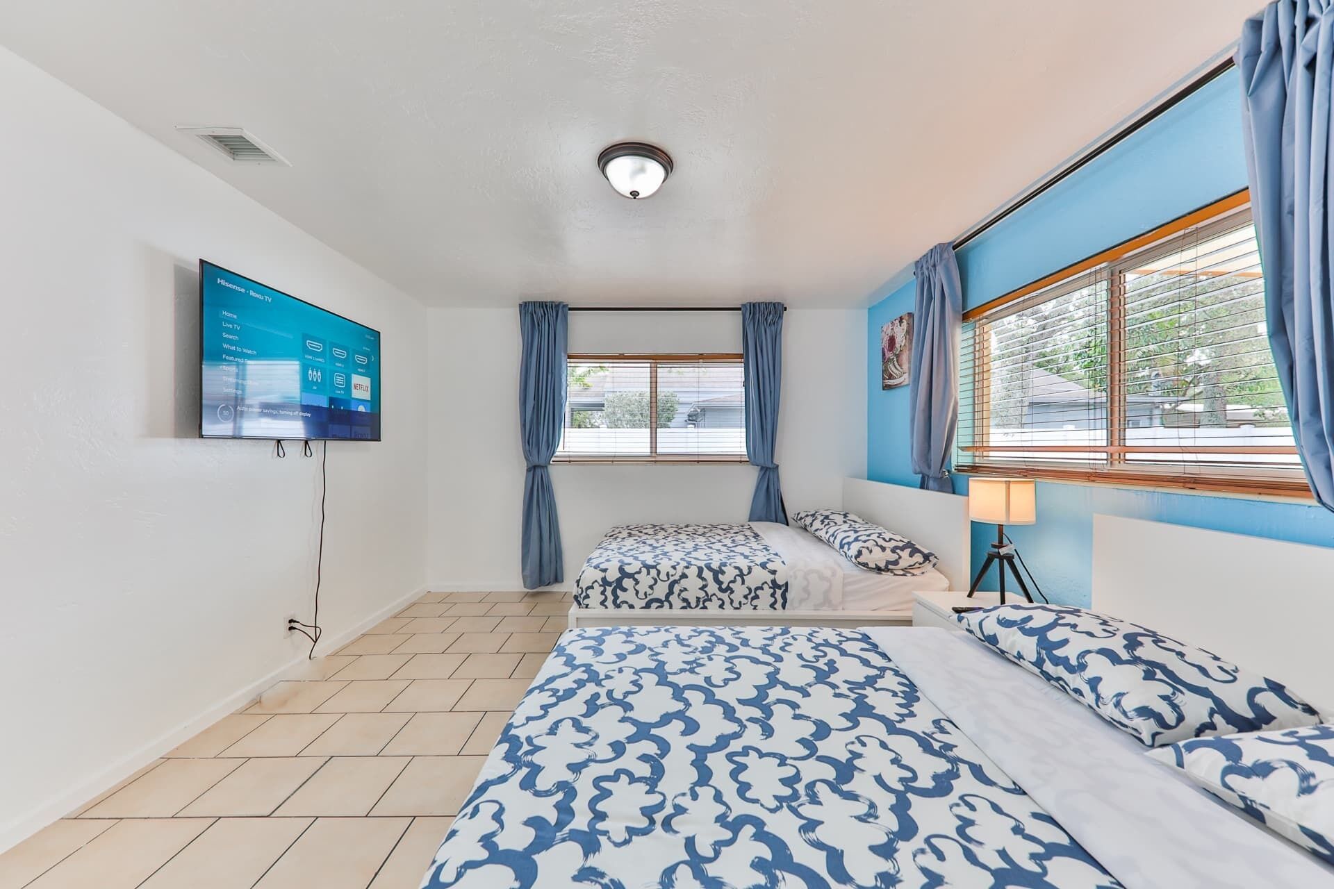 3 soverom, strykejern/-brett, reiseseng for barn og wi-fi (inkludert)