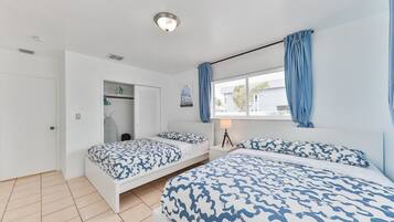 3 bedrooms, in-room safe, desk, iron/ironing board