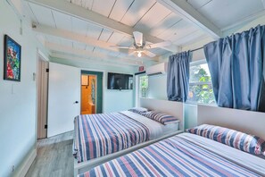 4 bedrooms, iron/ironing board, travel crib, free WiFi