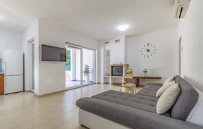 Smart-tv en een open haard