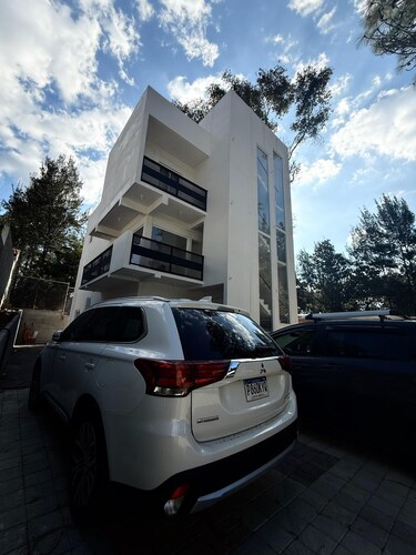 3-bedroom apartment in amazing forest of Sumpango Sacatepequez with WiFi