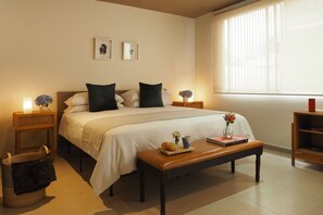 Deluxe Loft, 1 King Bed, Kitchenette, Ground Floor | In-room safe, blackout drapes, iron/ironing board, free WiFi - Loft Coahuila by The Local Way (Mexico City)