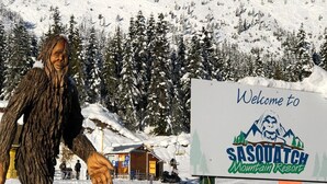 A sign welcoming visitors to Sasquatch Mountain Resort. - Spacious 3 bedroom unit near the lake (Lindell Beach)