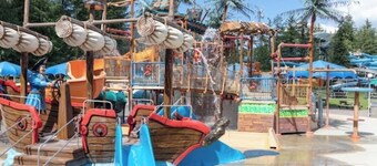 Spacious 3 bedroom unit near the lake