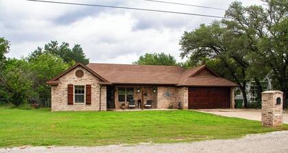 RanchWater Lodge In Granbury Texas