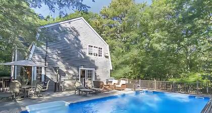 Chic Hamptons Getaway - Heated Pool, Hot Tub, Near Village & Beach