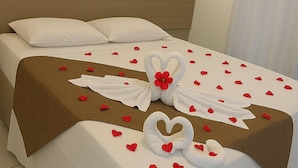 Suite, Balcony, City View
