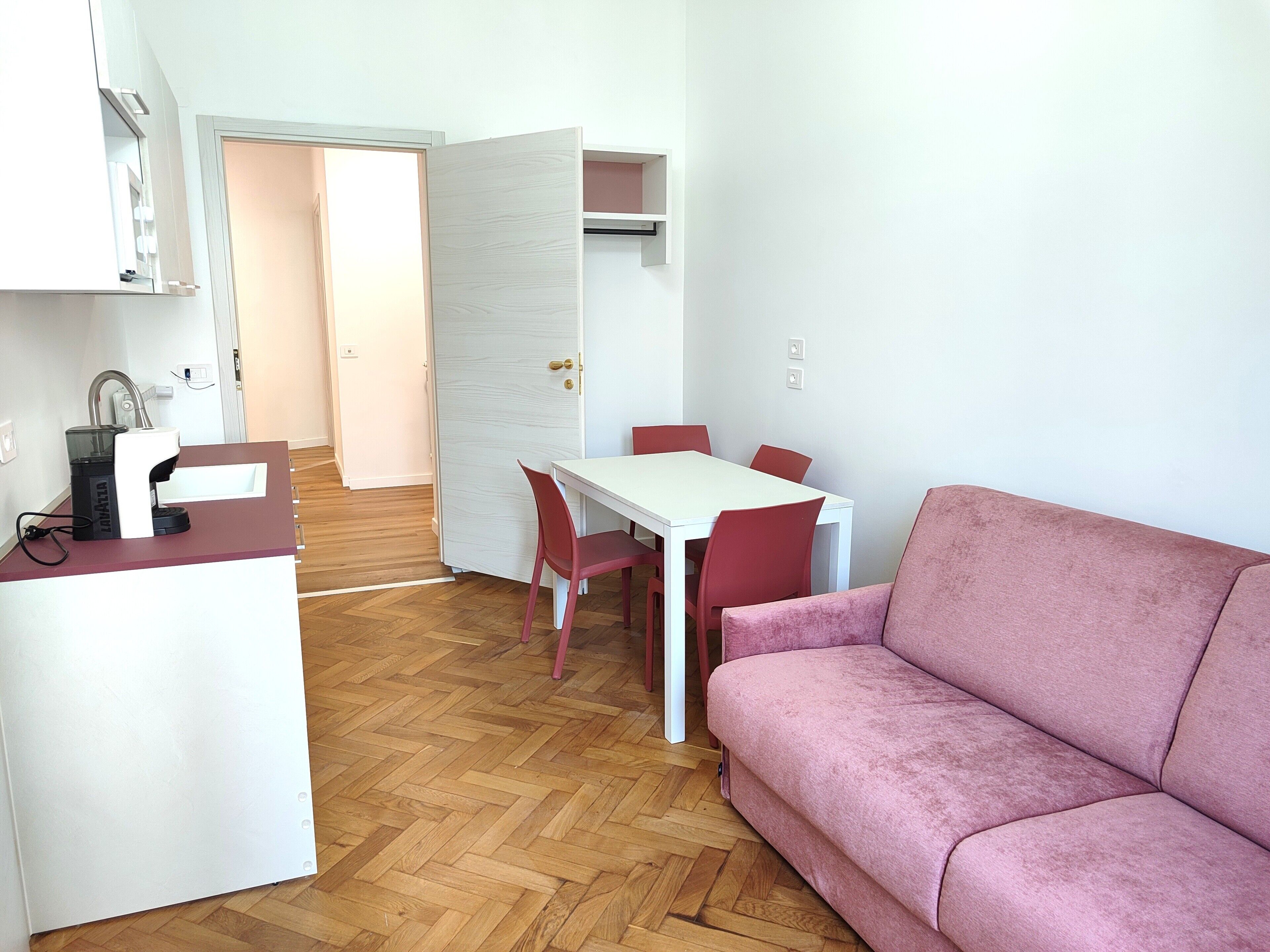 Photo - Triestecenter Rooms & Apartments - Colori di Trieste