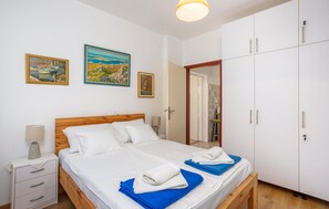 1 makuuhuone, silitysrauta/-lauta, ilmainen Wi-Fi