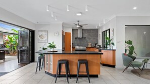 Fridge, microwave, oven, stovetop - The Pavilion at Trinity Beach (Trinity Beach)