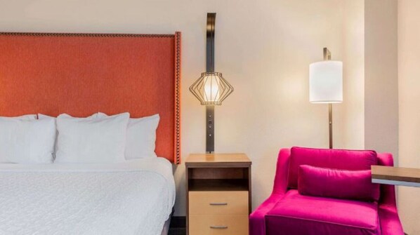 1 slaapkamer, een strijkplank/strijkijzer, gratis wifi, beddengoed