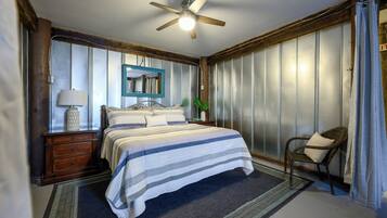 4 bedrooms, iron/ironing board, WiFi