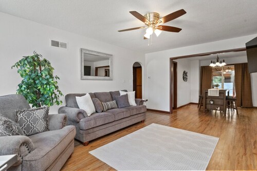 Relaxing Home Close to Malmstrom AFB & Aquatic Center