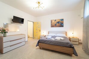 1 bedroom, travel crib, free WiFi, bed sheets - Apartment La Loggia, offers all comforts for a relaxing vacation. (Solarino)
