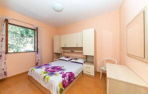 1 bedroom, free WiFi