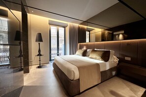Camera King con Vasca Idromassaggio | In-room safe, blackout curtains, soundproofing, iron/ironing board - Donna Filomena Luxury Suites (Catania)