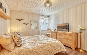 2 quartos, berço de viagem, Wi-Fi de cortesia, roupa de cama