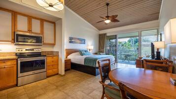 1 dormitorio, tabla de planchar con plancha, wifi y ropa de cama