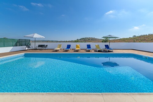 Villa 'Tamanqueira' mit Bergblick, WLAN und Klimaanlage