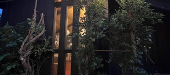 4-bedroom house in charming Winfield with AC, WiFi. Enjoy your stay