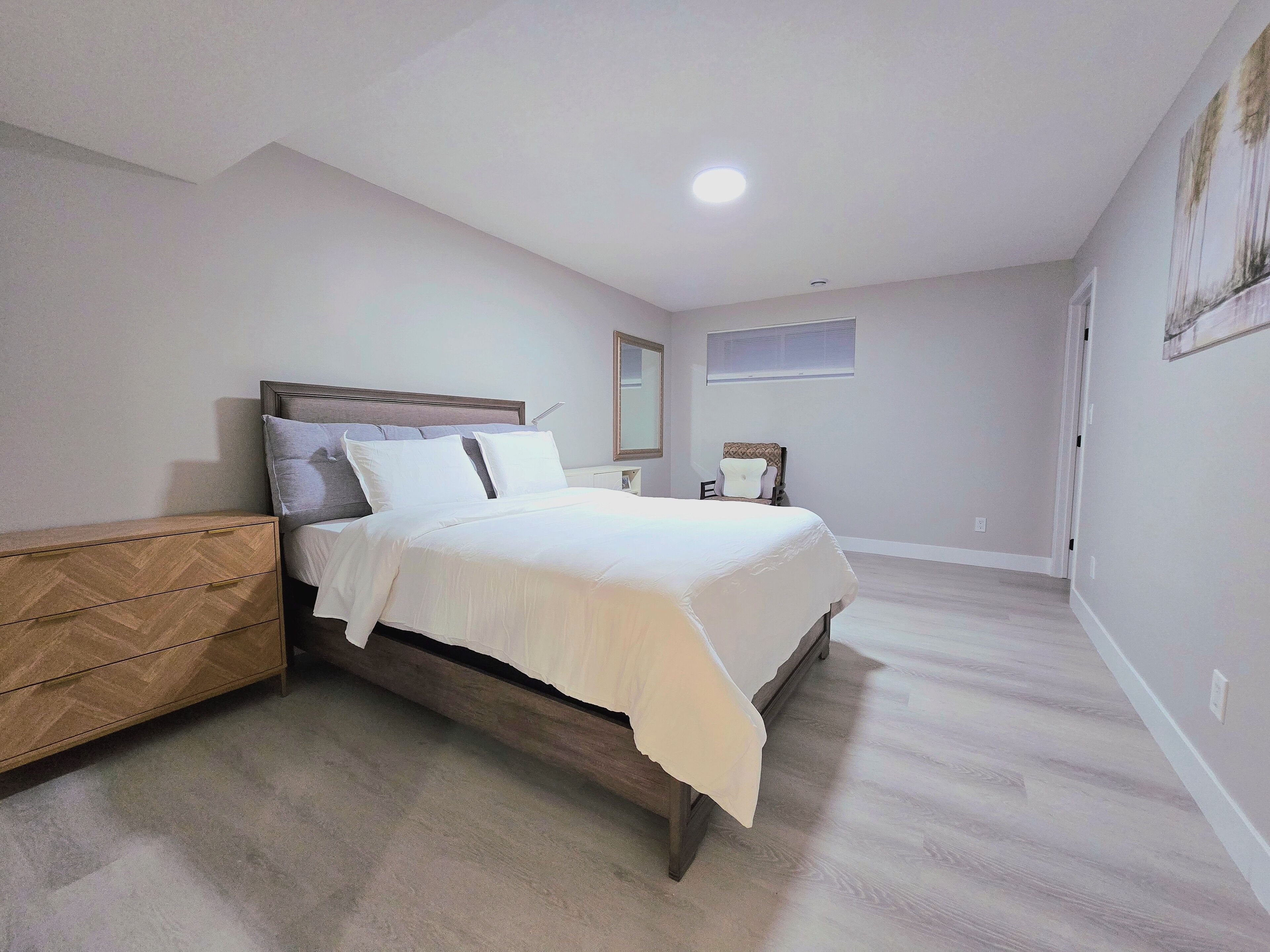 2 bedrooms, iron/ironing board, travel cot, free WiFi