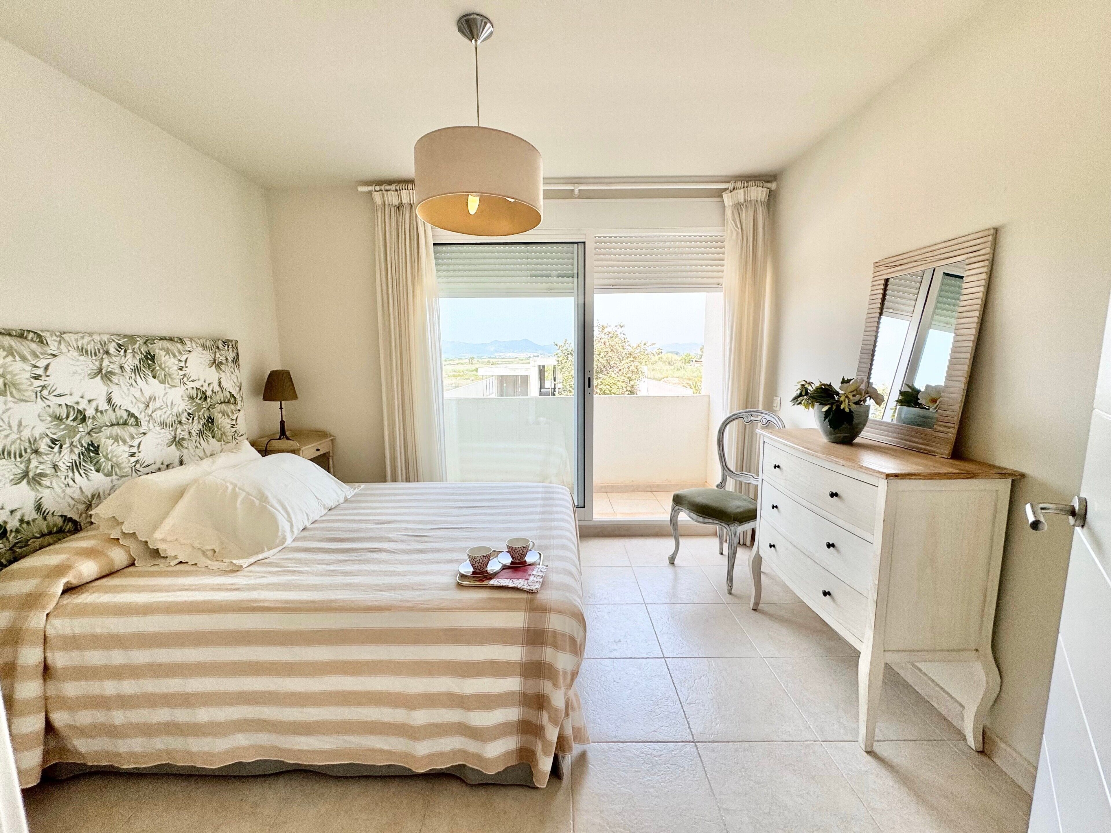 3 bedrooms, free WiFi, bed sheets