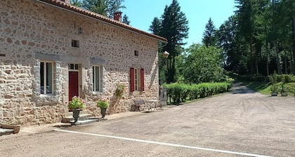 Chambre d'hÎtes 'Les Touilles' avec piscine privée, terrasse privée et Wi-Fi