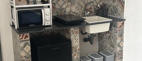 Microonde, forno, piano cottura